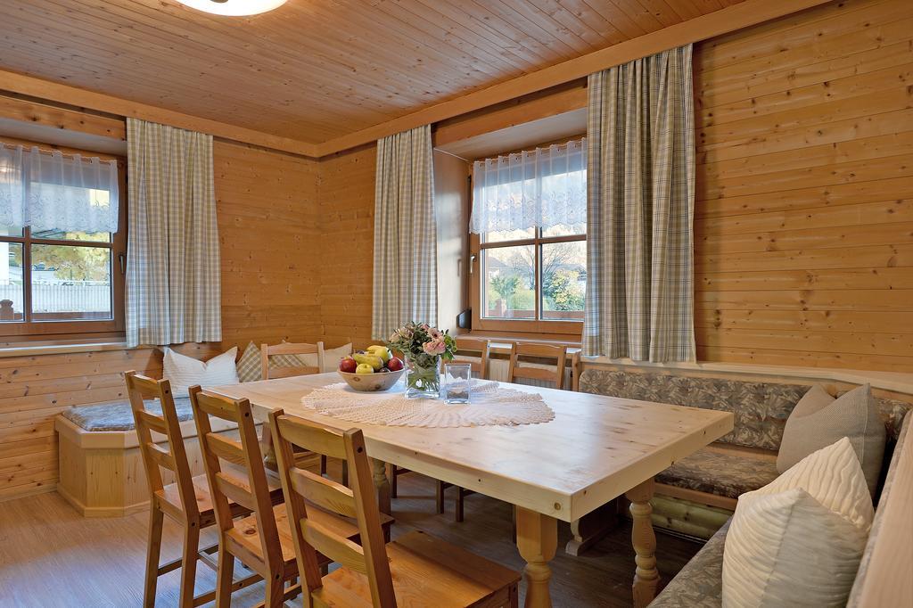 Haus Sonnenschein Apartment Hart im Zillertal Room photo