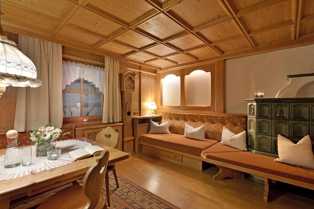 Haus Sonnenschein Apartment Hart im Zillertal Room photo