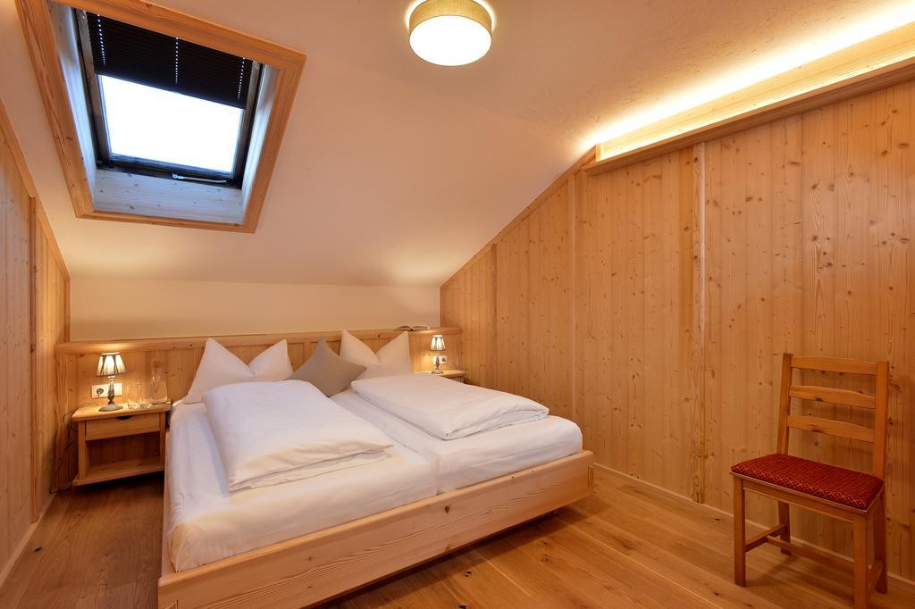 Haus Sonnenschein Apartment Hart im Zillertal Room photo